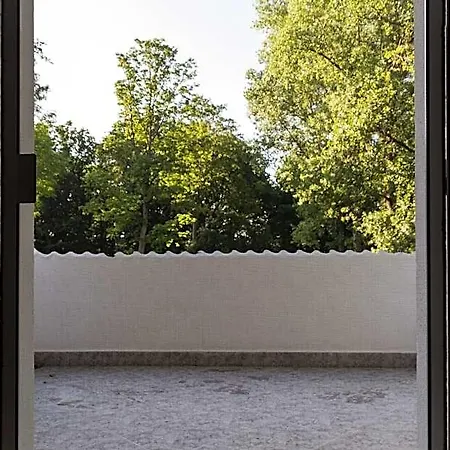 Zamek Nowecin Hotel *