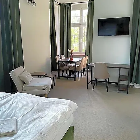 Zamek Nowecin Hotel Wicko (West Pomeranian)